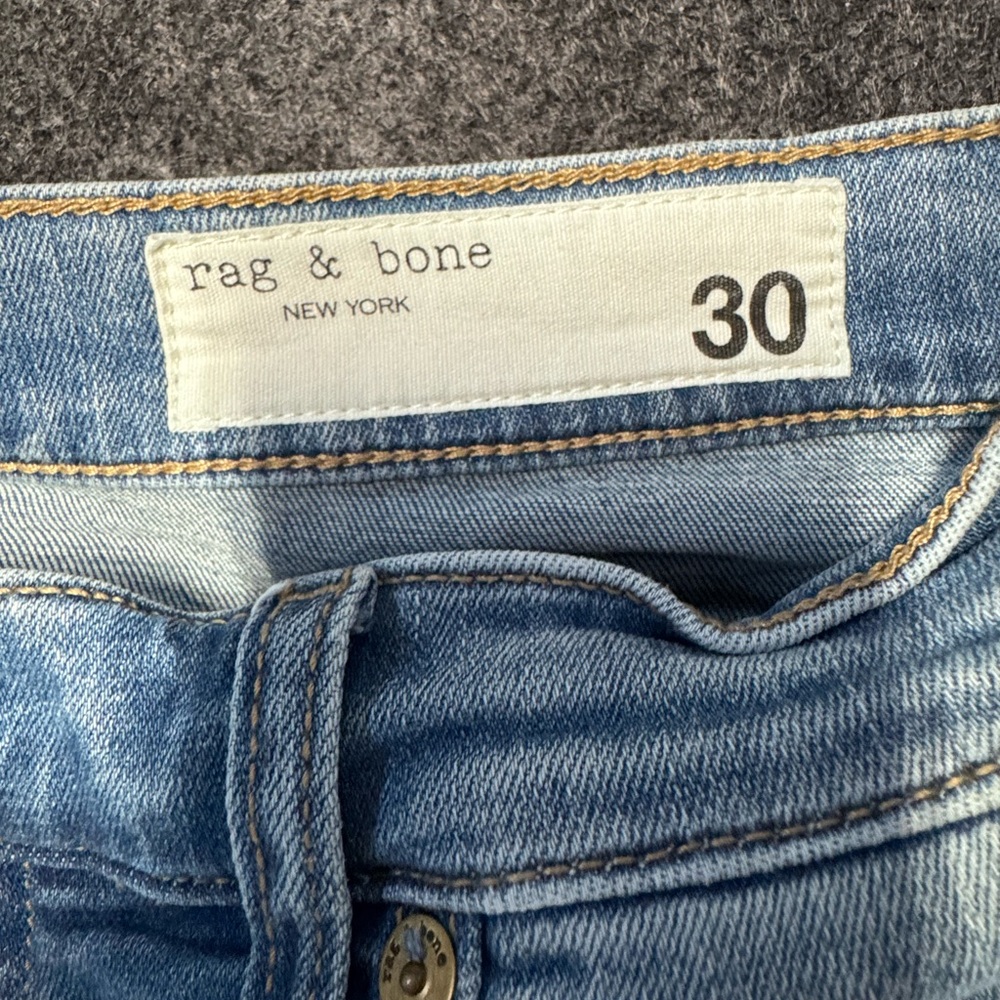rag & bone
Sofie High-Rise Wide-Leg Cropped Jeans 30 - Picture 8 of 14